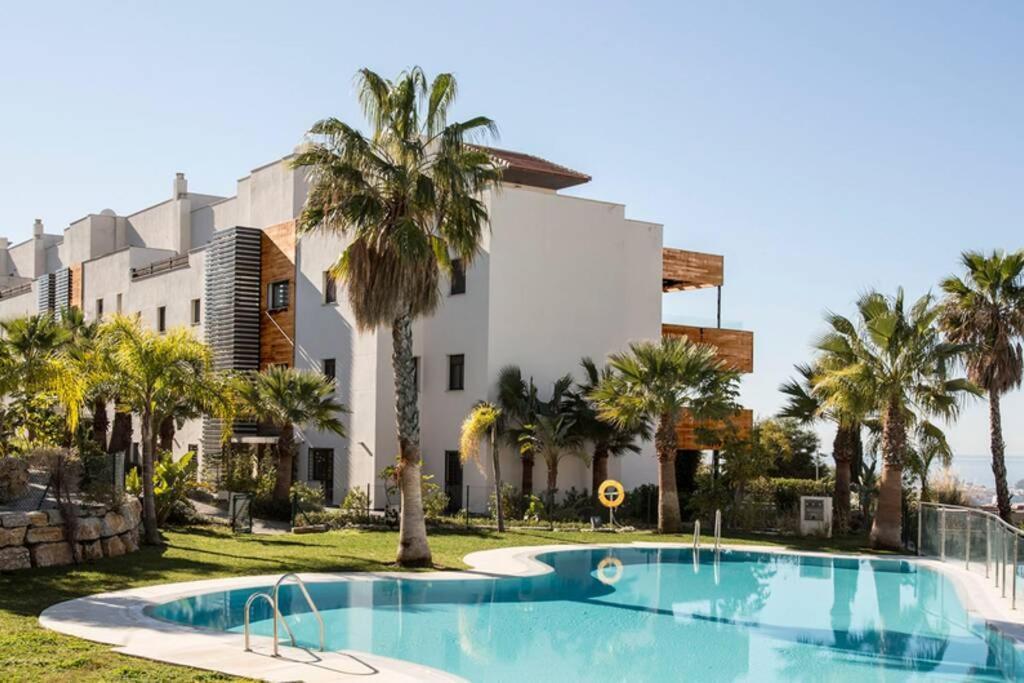 Alegria De Vivir Exclusiv 2 Bedroom Appartment Pool, Parking, Wifi, Netflix, Padel And More Estepona Exterior photo