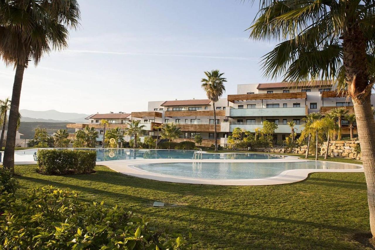 Alegria De Vivir Exclusiv 2 Bedroom Appartment Pool, Parking, Wifi, Netflix, Padel And More Estepona Exterior photo
